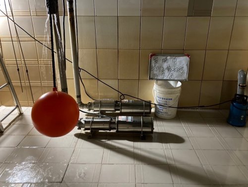 清洗蓄水池和頂樓水塔